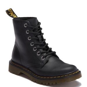 DR MARTENS LUANA BOOTS SIZE 7